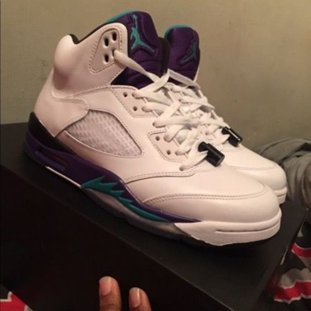 Grape 🍇 retro 5s
